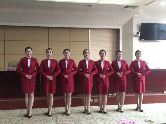 义乌机场为什么要关遮光板？信阳空姐教育培训招生