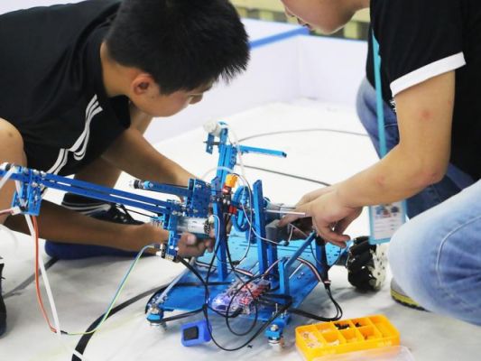 中德机器人学院是不是本科？机器人教育如何招生