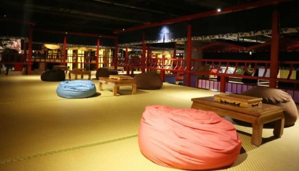 鸟屋乐园不夜城几点钟开？桐乡成人教育招生电话