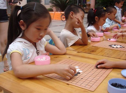 天津哪有好的幼儿围棋培训的地方？天津红桥教育培训机构招生