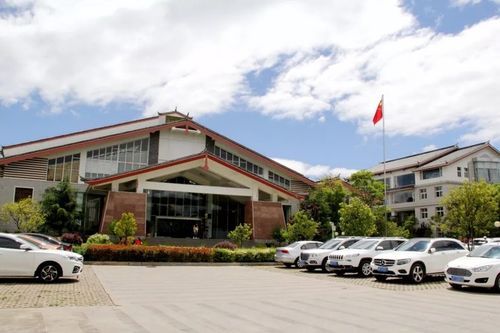 香格里拉市有哪些大学？丽江成人教育招生指南电话