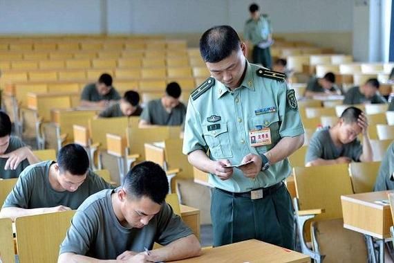 考部队的军事院校有年龄限制吗？多大年龄能考？部队特殊教育学校招生