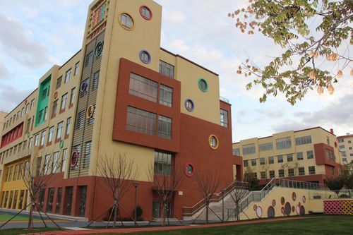 威海经区皇冠幼儿园入园难吗？威海学前教育招生陷阱分析