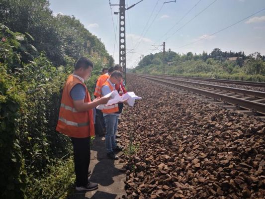 沪昆铁路围墙项目萍乡段中标单位？平坝区义务教育招生政策
