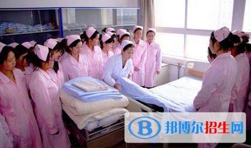 潍坊卫校初中生如何报名？艺威教育招生网官方
