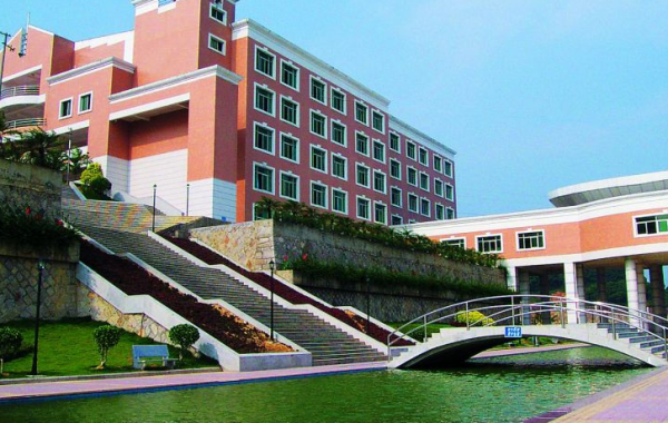 阳光学院是独立学院吗？福州市福州电大教育招生