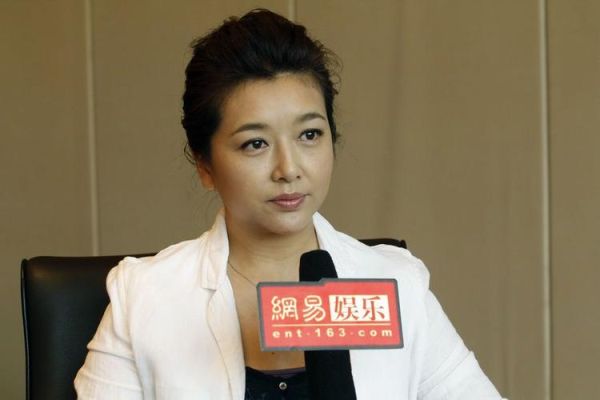 江珊现任职务？镇江行政管理网络教育招生