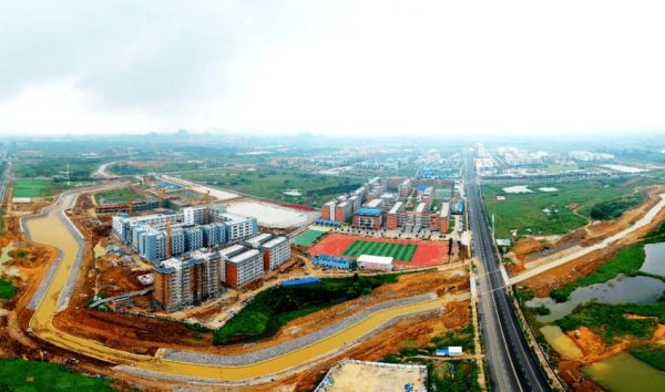 广西南宁市的四个大学城分别是？（南宁教育园区最新招生简章）