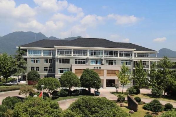富阳东洲小学入学条件？（富阳教育一年级招生）