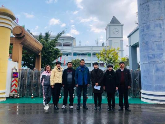 腾冲可以放烟花吗？（腾冲基础教育幼儿园招生）