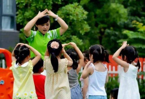 幼儿园教师和学生的比例是多少？（学前教育高考招生人数统计）