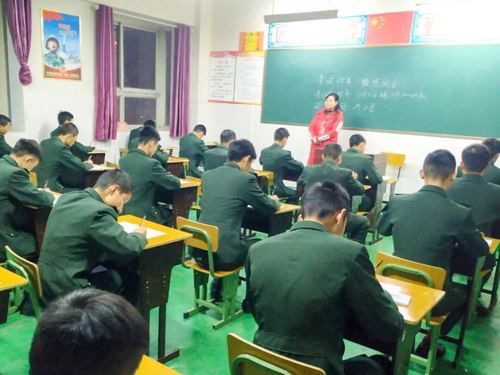 四川省南充少年军校事公办还是民办？（南充国防教育学院招生网）