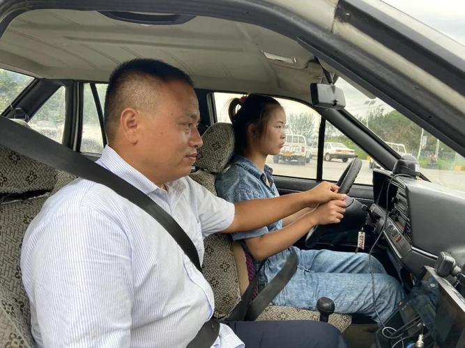 佳木斯市区拍副驾驶安全带吗？（佳木斯教育驾校招生）