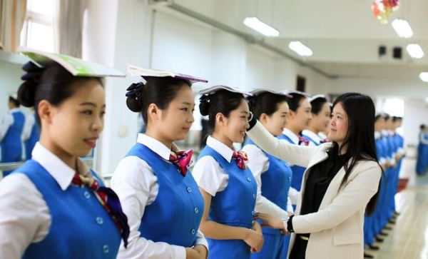 空乘专业在高考结束后还招生么？谢谢？（空姐教育培训招生）