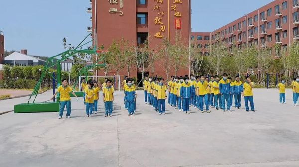 河间英华学校是私立的吗？（河间教育小学招生）