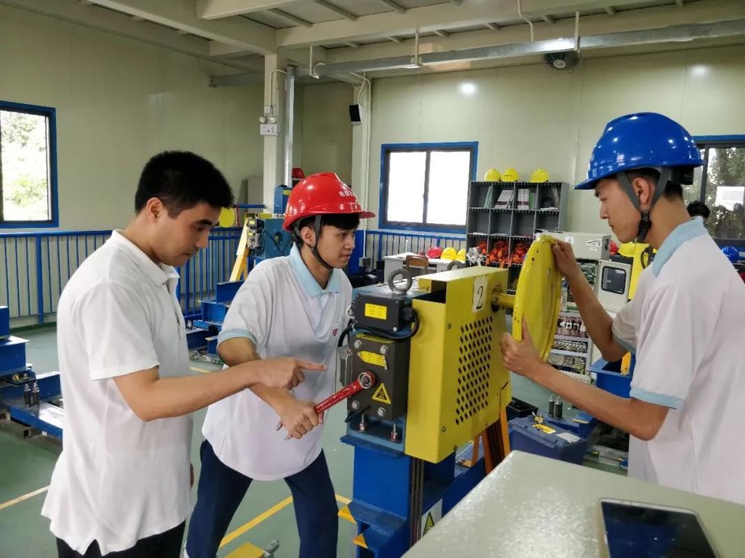 山东新特职教高中怎么样？（技工教育招生图片）