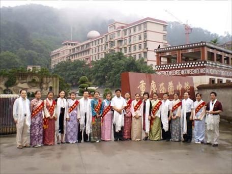 重庆西藏中学招生条件？（拉萨教育招生视频播放）