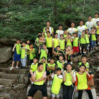 乌鲁木齐市夏令营哪个机构好？（新疆小型教育招生团队）