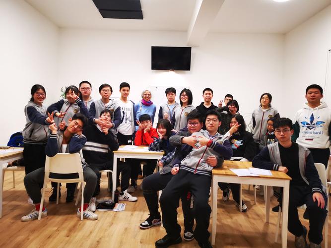 绿城育华学校，德语班？（育华教育暑期招生）